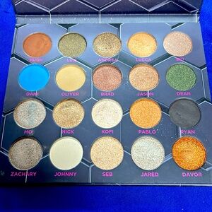 Barbella eyeshadow palette